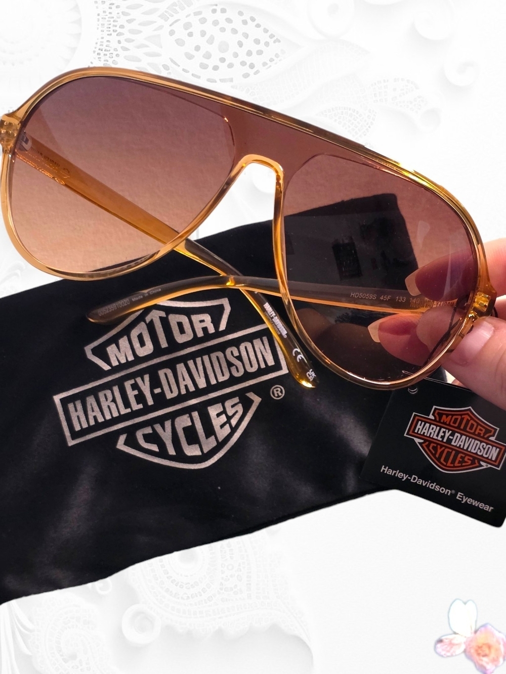 Harley‑Davidson Aviator Pilot Sunglasses HD5059S 45F Gold With Pouch – BNWT$160